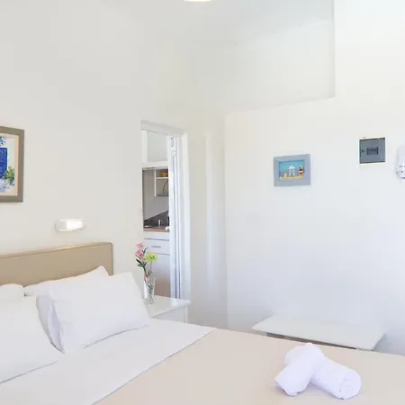 Aparthotel The Milos 3*