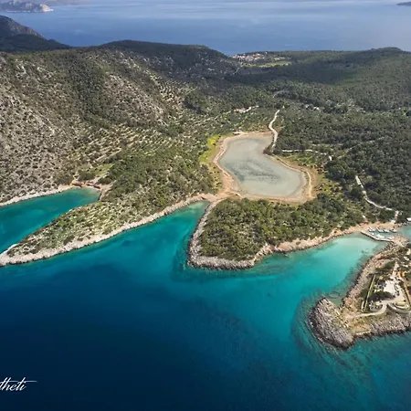 The Milos 3*