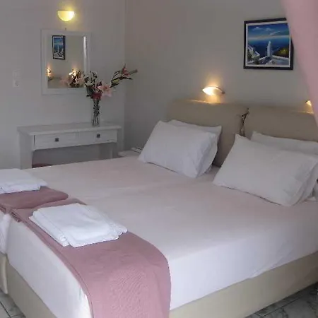 Aparthotel The Milos 3*