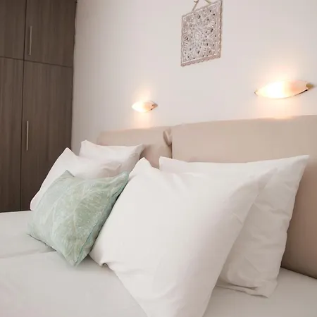 Aparthotel The Milos
